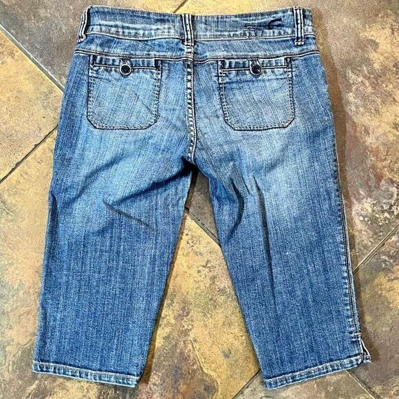American Eagle Denim Cropped Capri Pants 2 Regular - Picture 9 of 12